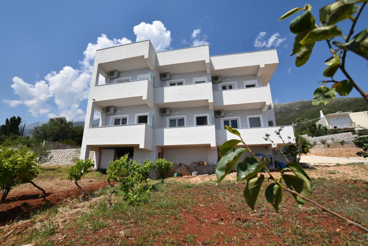 Hotel Dima Vista Dhërmi Exteriér fotografie